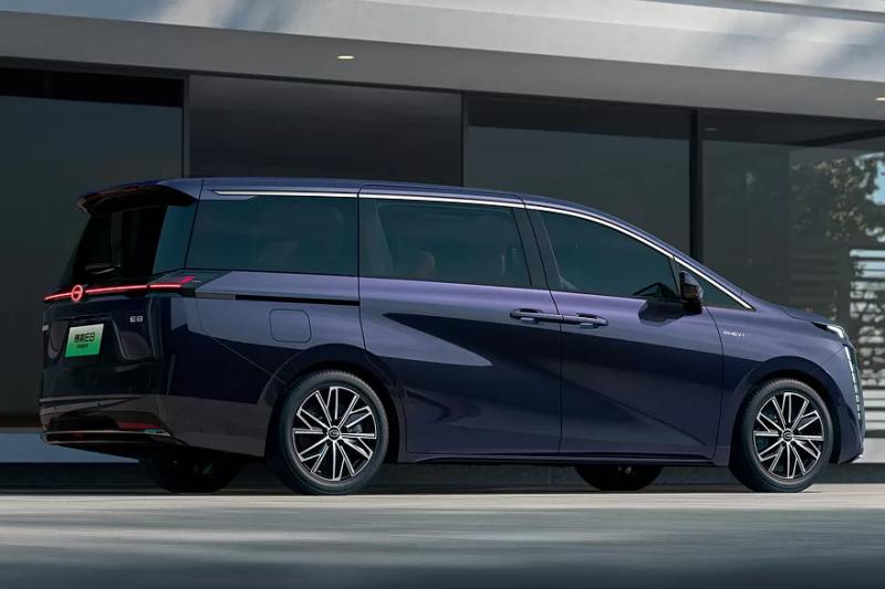 GAC Trumpchi E8 2024: минивэн выйдет на рынок до конца года