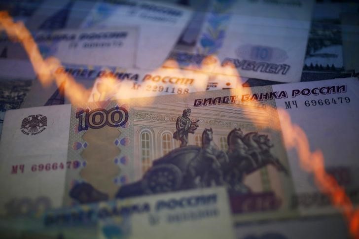 В Госдуме посоветовали переждать мировой кризис «в рубле»