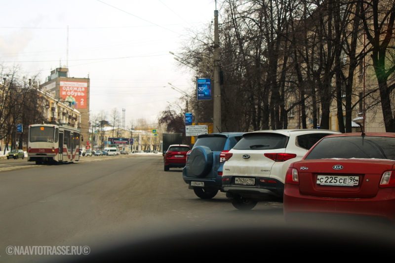 Эвакуировали 7 тысяч премиум-авто в Москве с парковочных мест для инвалидов