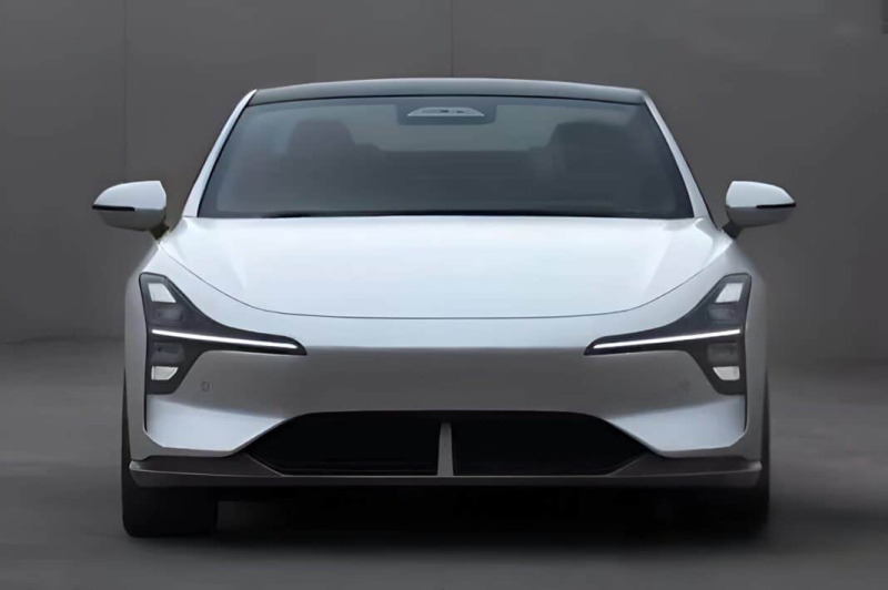В Китае готовят новый "удар" по Tesla машиной по цене Гранты: к выходу на рынок готовится Xpeng Mona