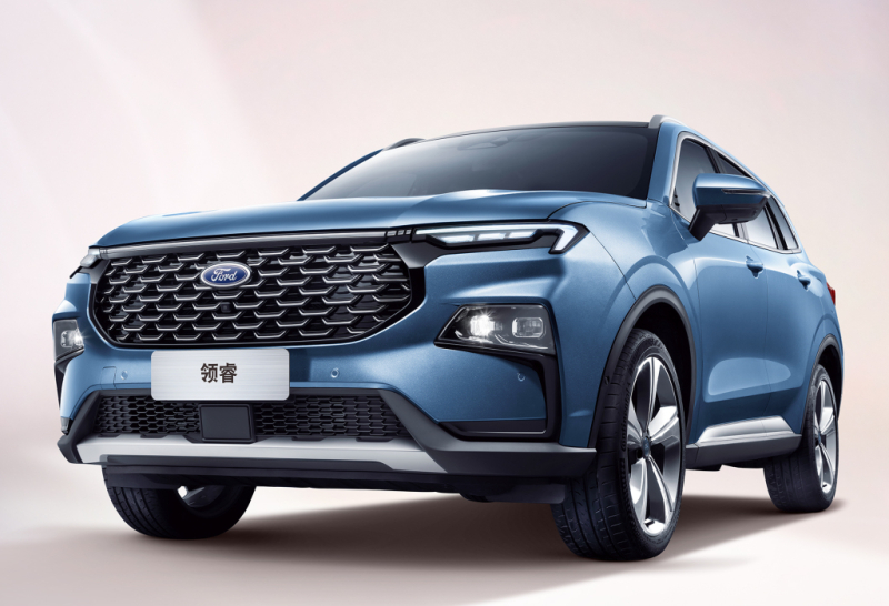 Ford Equator Sport 2024 продают на 850 тысяч дешевле