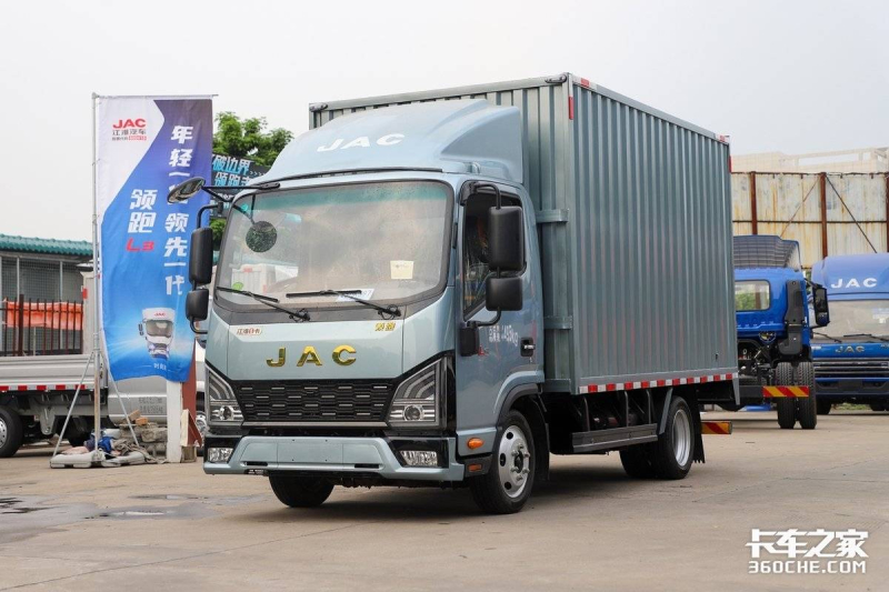 JAC выпустил новый компактный грузовик Leading L3 с широкой моторной гаммой за 760 000 рублей