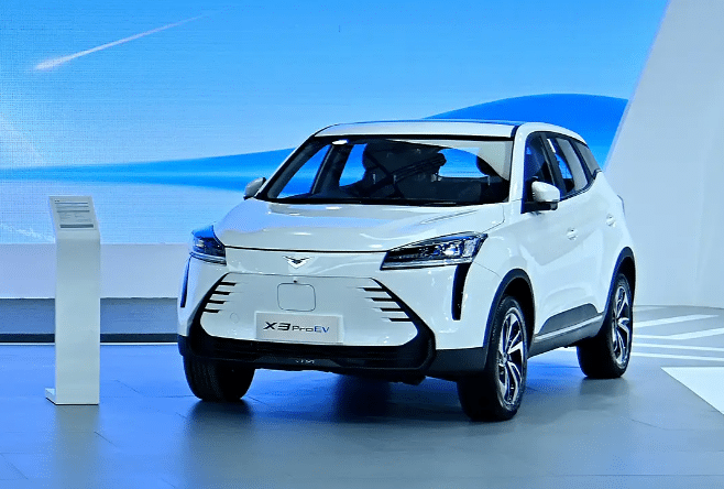 Kaiyi представила 3 новинки: Kunlun X7, e-Qute 02 и X3 Pro