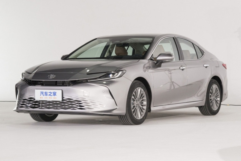 Toyota Camry 2024: седан получил 5 звезд в краш-тесте C-NCAP