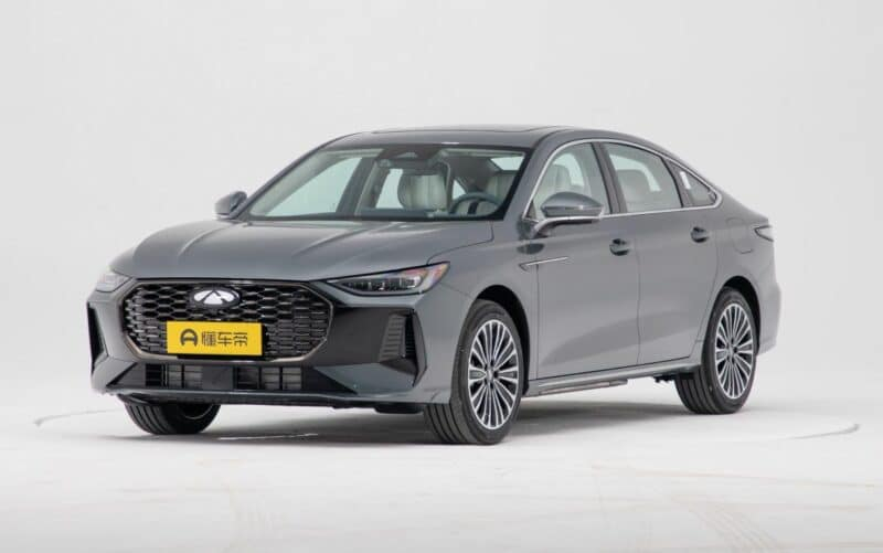 Chery Fulwin A8L C-DM 2025: представлен новый седан