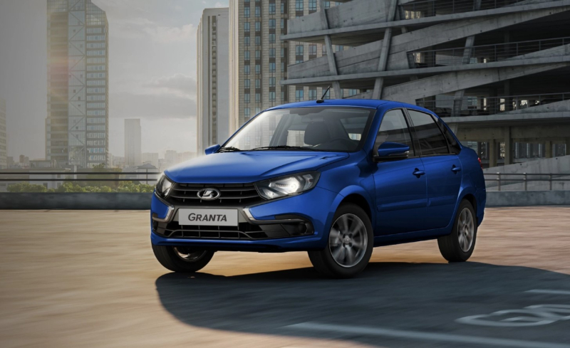 Lada Granta 2024 теперь окрашивается в новый синий цвет