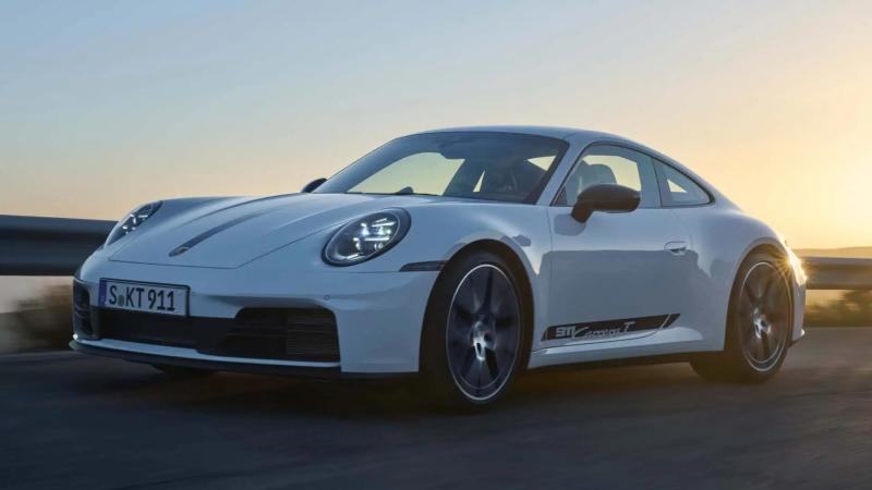 Porsche 911 Carrera T 2025 года официально представлен