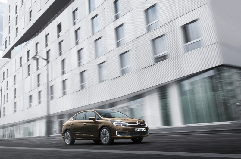Citroen C4 2025: седан можно купить в автосалонах России