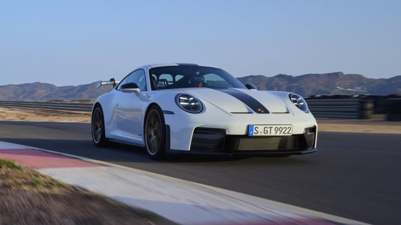 Porsche 911 GT3 2025: новинка установит рекорд на Нюрбургринге?