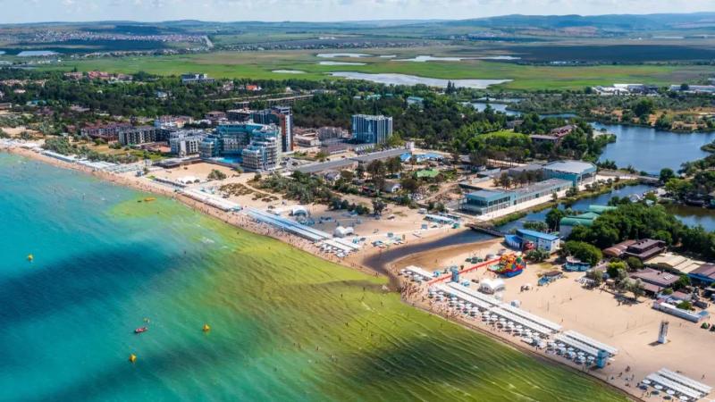 Анапа — помойка?! Туристы бегут от зловонных водорослей!