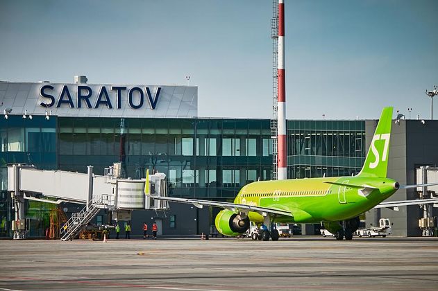 Аэропорт Саратова временно ограничил свою работу